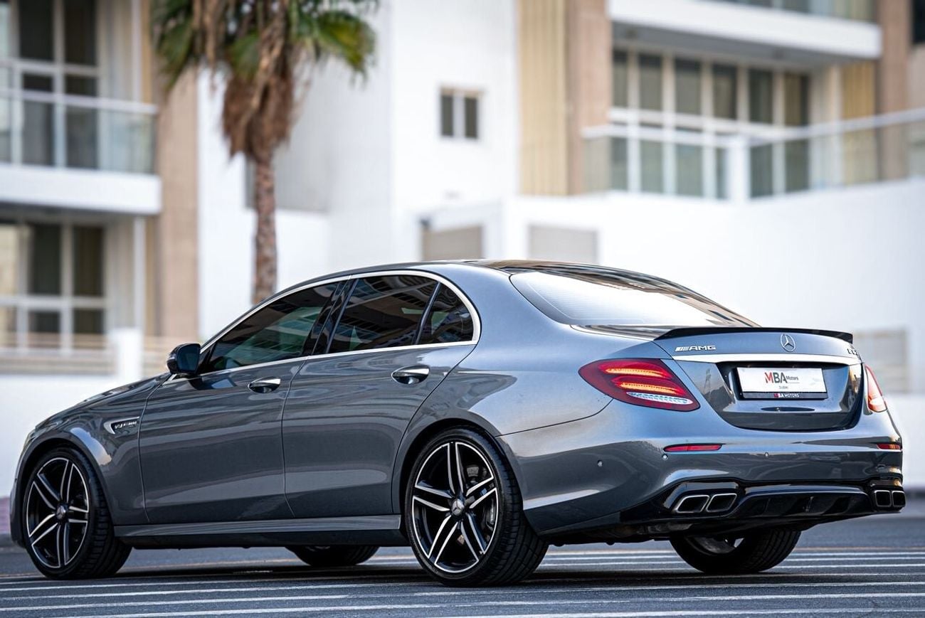 مرسيدس بنز E 63 AMG S