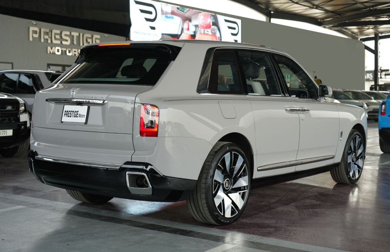 Rolls Royce Cullinan Silver Badge AWD V12