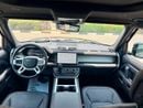 Land Rover Defender P400