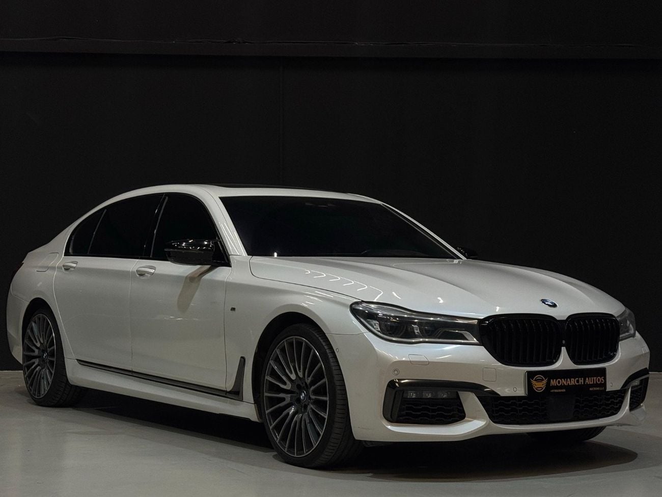 بي أم دبليو 750Li XDRIVE M SPORT