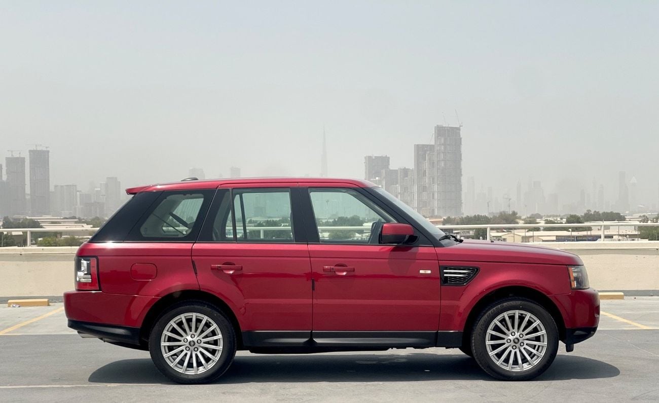 Land Rover Range Rover Sport HSE RED
