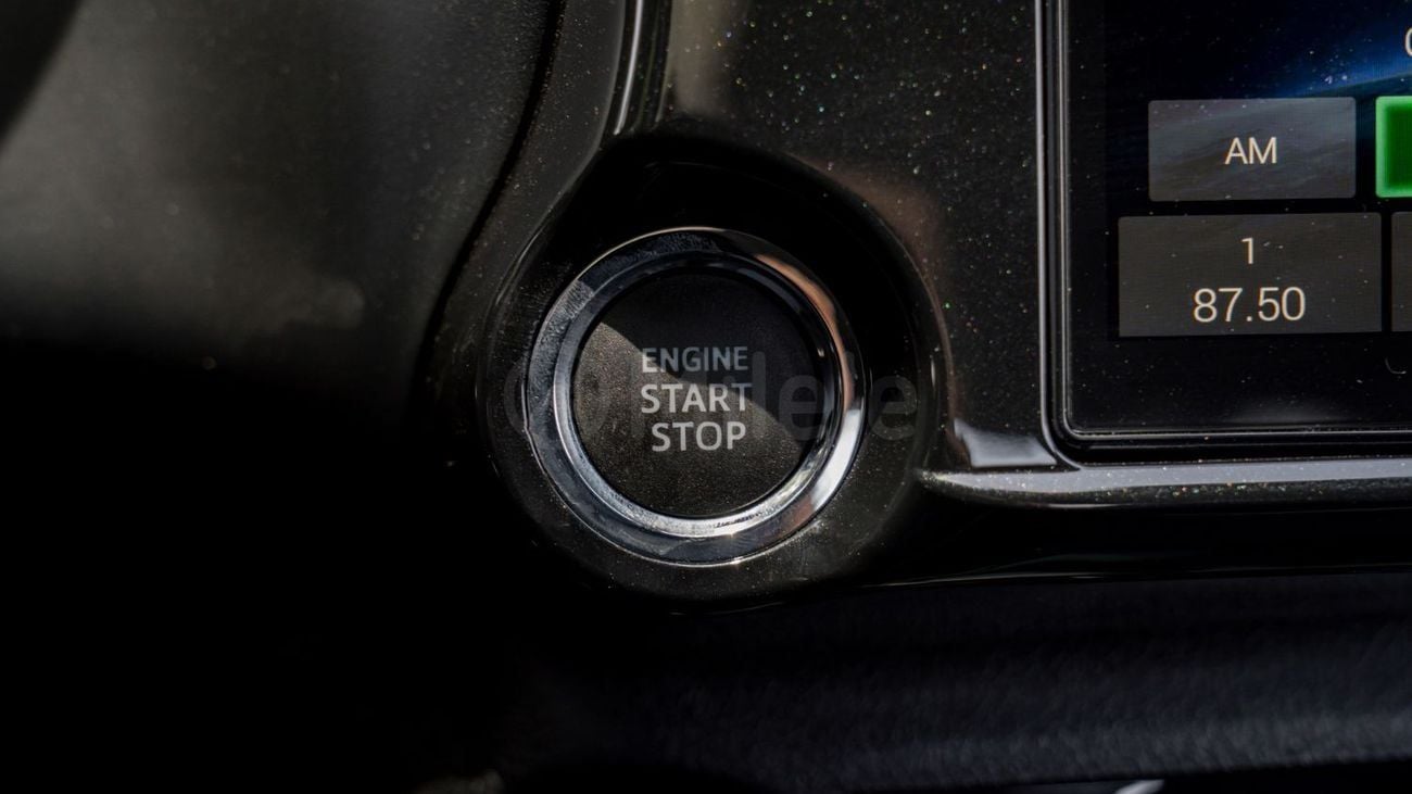 تويوتا هيلوكس GR SPORT TOYOTA HILUX DC
