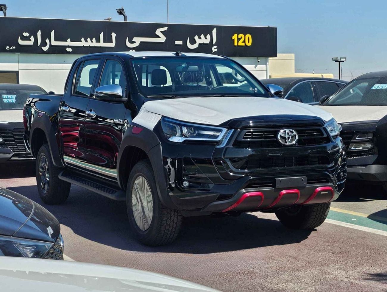 Toyota Hilux SR5 TRD || 4.0L PETROL V6 4WD | WOOD INTERIOR W VISOR | BLIND SPOT | DIFFLOCK | DVD+CAMERA | READY S