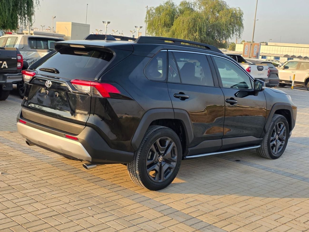 Toyota RAV4 ADVENTURE 2024 Model Advanture 4x4 , Push button and Original leather seats