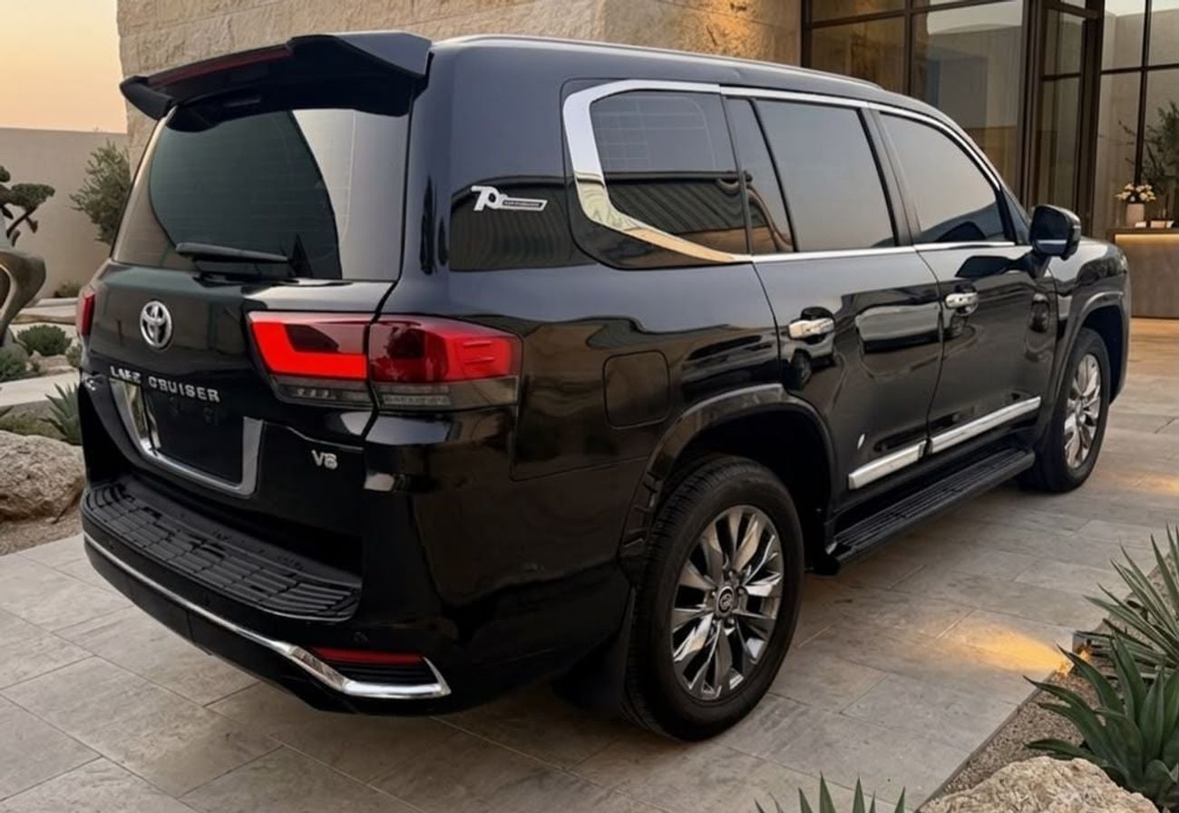 Toyota Land Cruiser VXR 4.6L 4WD