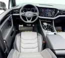 Volkswagen Touareg R-Line, VW Warranty + Service Pack, Full VW Service History, GCC