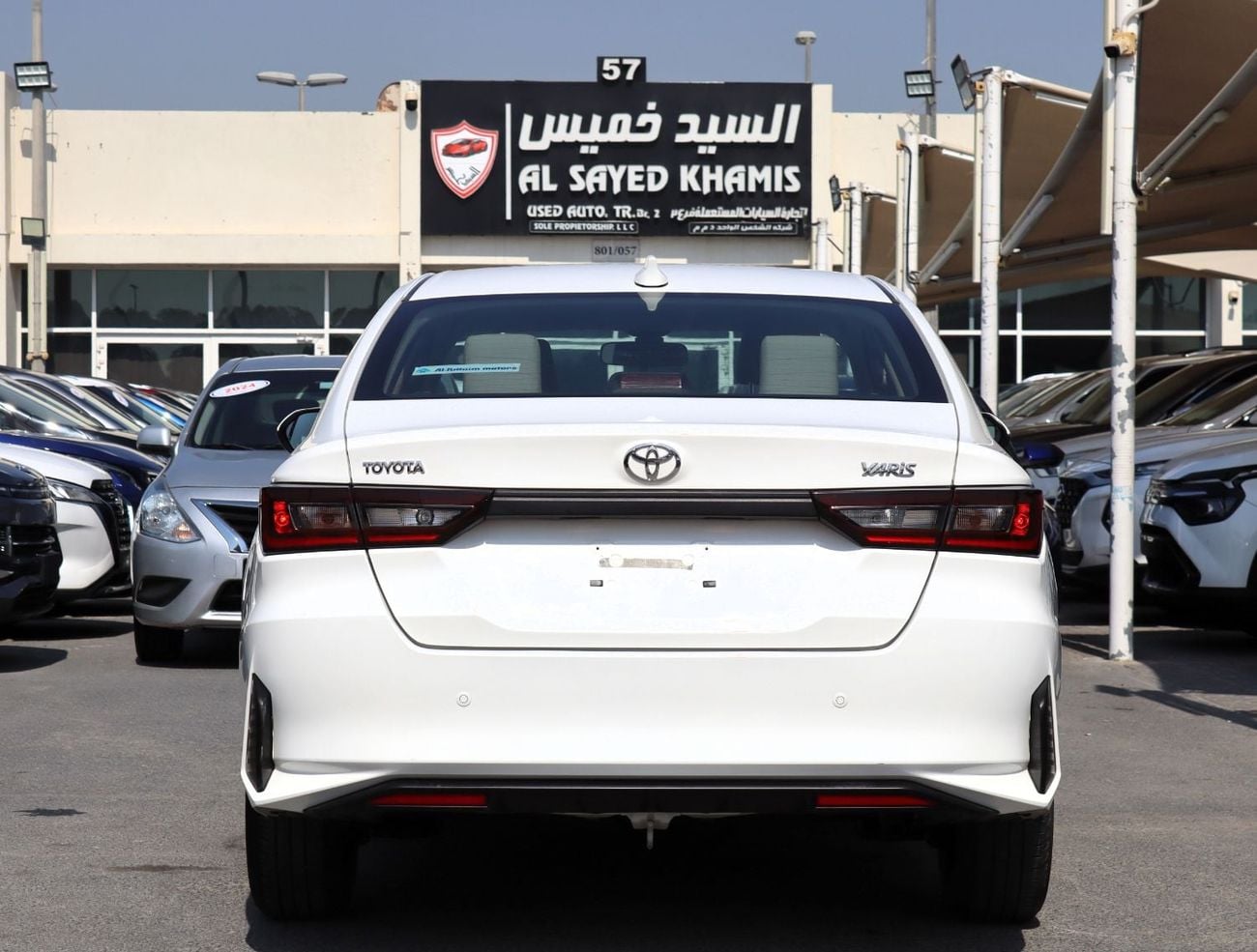 Toyota Yaris E ACCIDENTS FREE - GCC - ORIGINAL PAINT - PERFECT CONDITION INSIDE OUT