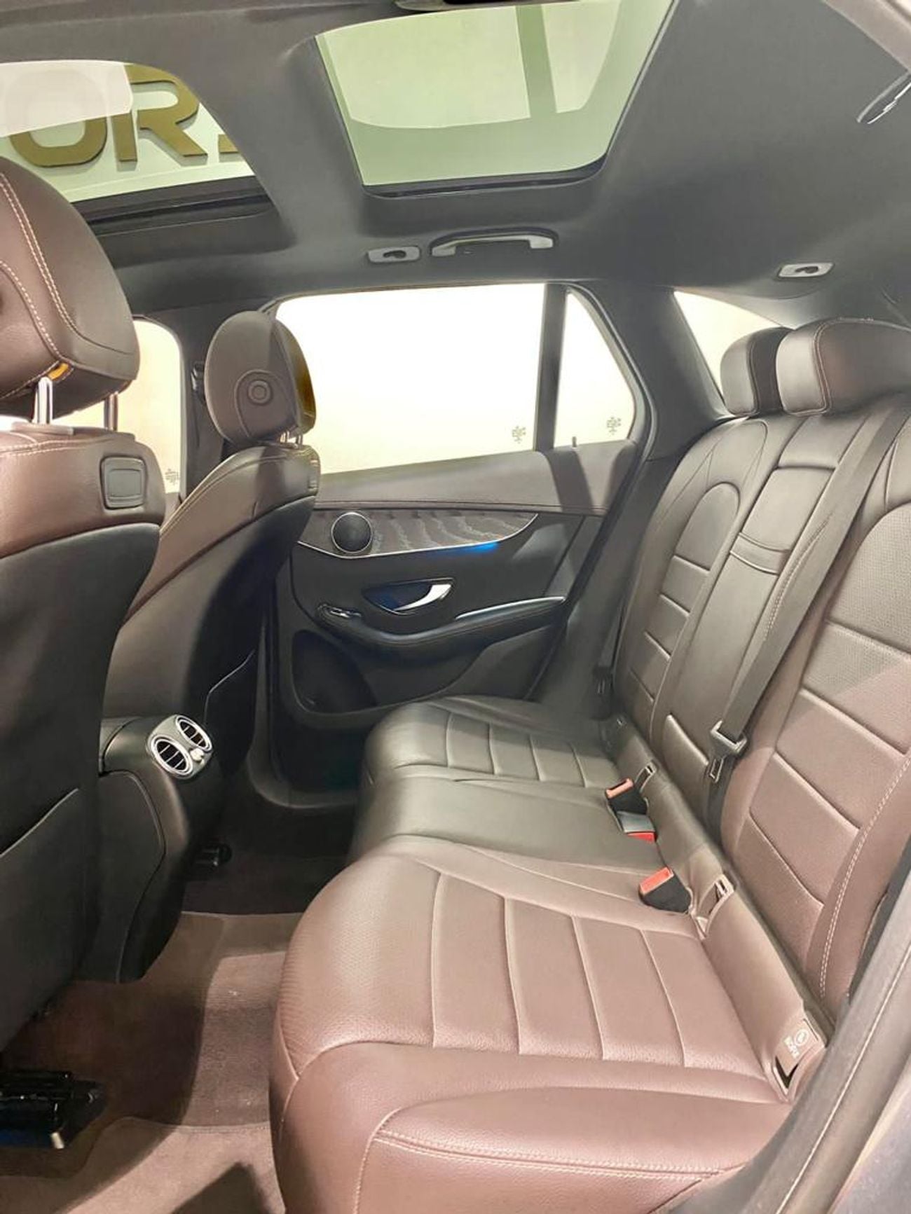 Mercedes Benz GLC250 MERCEDES BENZ GLC 250 GCC 2019 WERRANTY AVAILABLE