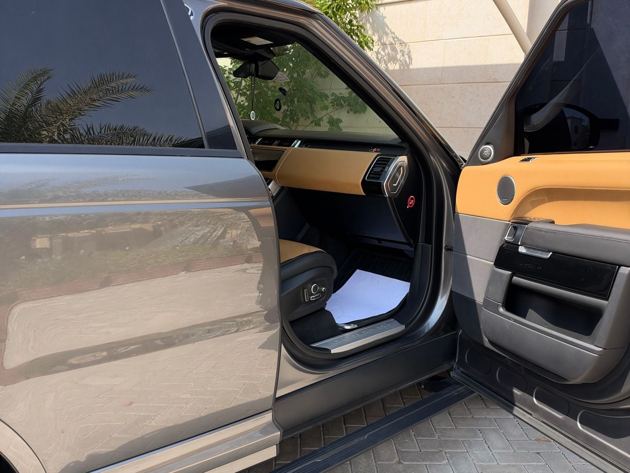 Land Rover Range Rover Sport SVR