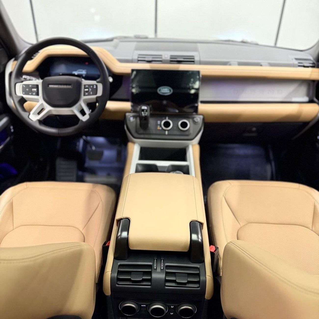 Land Rover Defender HSE Land Rover Defender 110 2026 GCC specs
