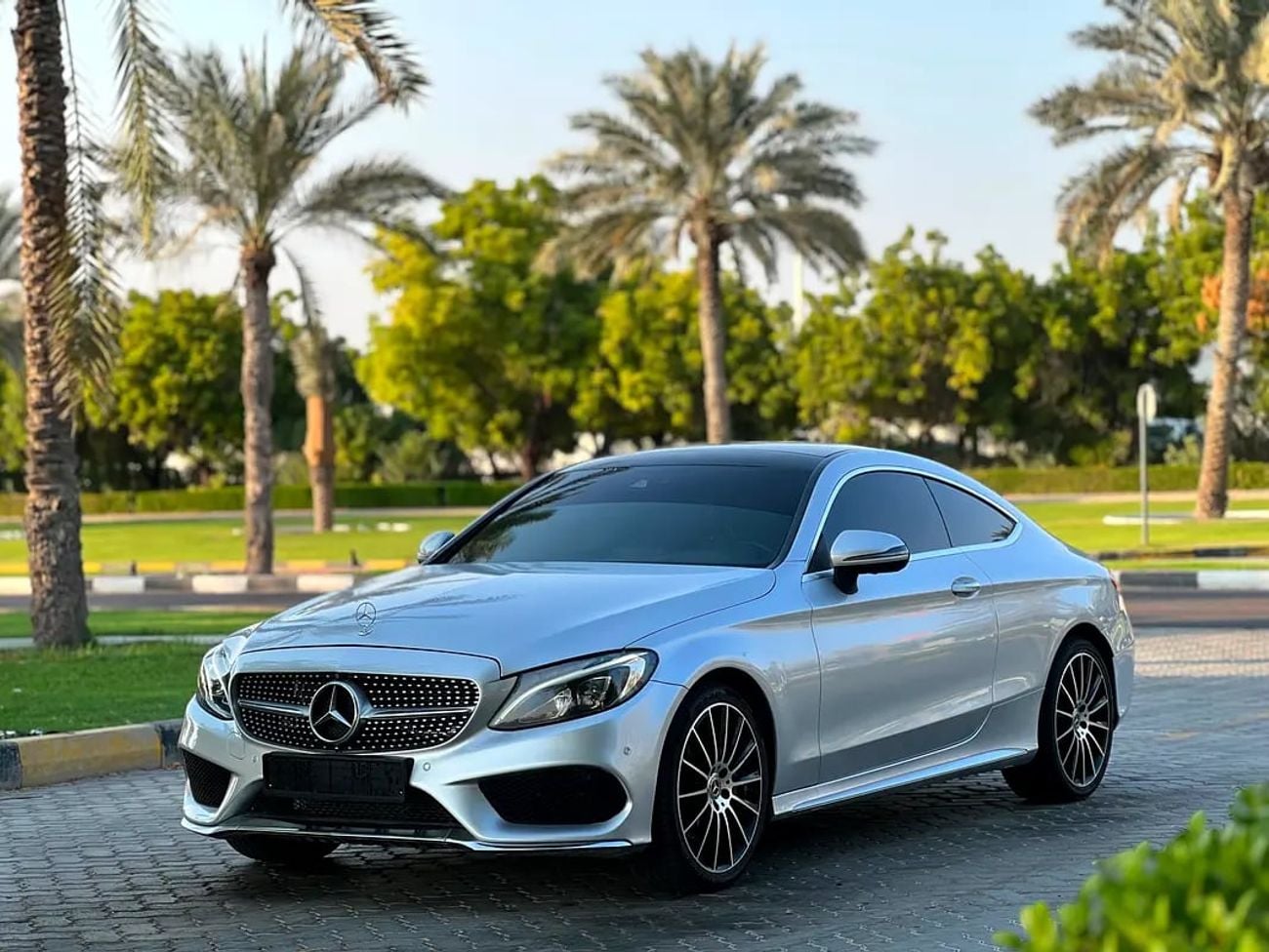 Mercedes Benz C 200 Coupe C200 Coupe GCC Specs