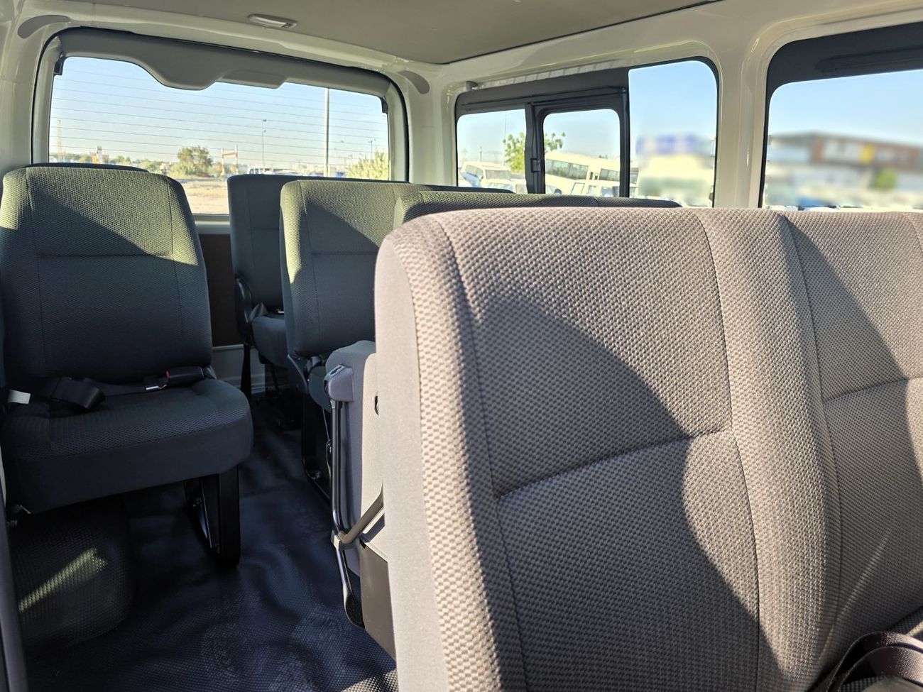 تويوتا هاياس GL Toyota Hiace Std Roof 15 Seater 2.7l Petrol M/T RWD White Color 2026 Model
