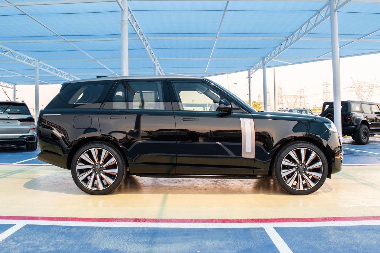 Land Rover Range Rover SV LWB P615 P615 4.4L Santorini Black 2026MY