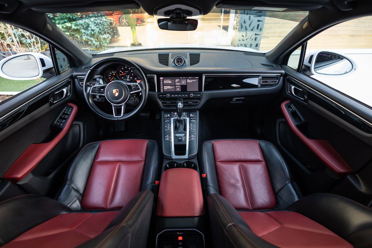 Porsche Macan Std 2.0L (252 HP) Porsche Macan 2021 GCC| Warranty