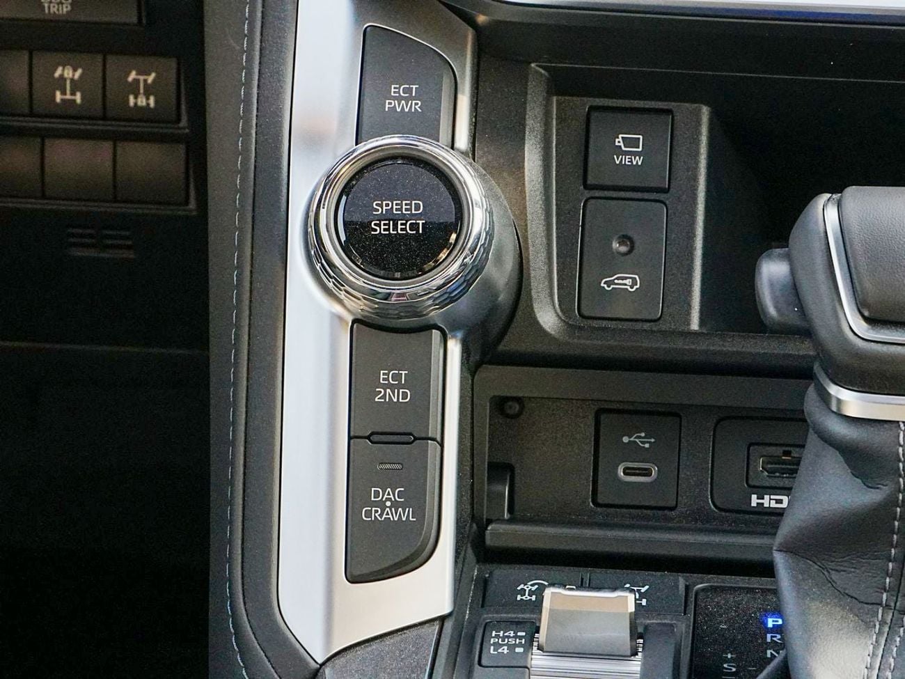 Toyota Land Cruiser VX