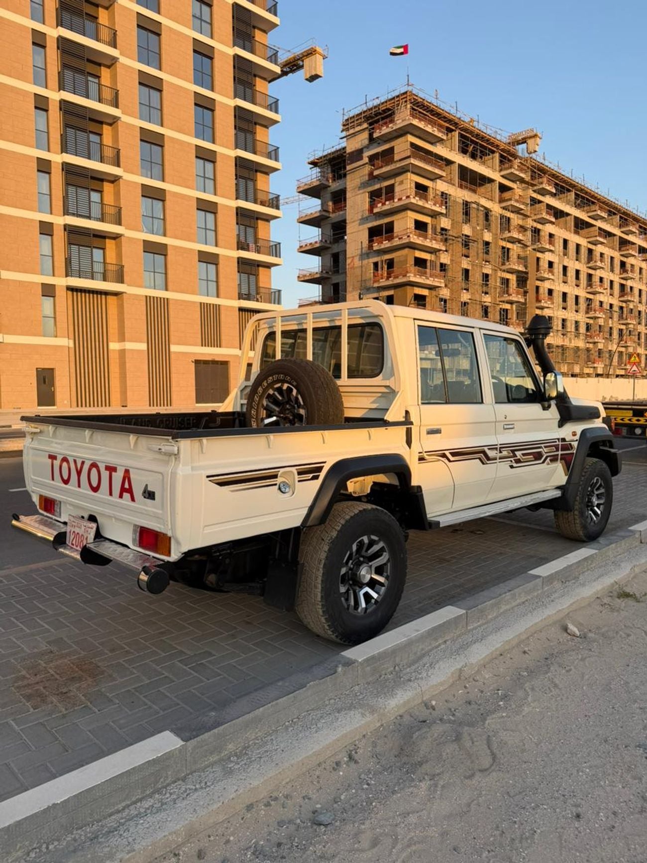 Toyota Land Cruiser Pick Up