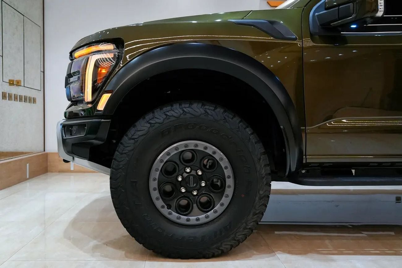 Ford F-150 XLT CREW CAB F150 Raptor / Warranty and Service Contract / Gcc Specs