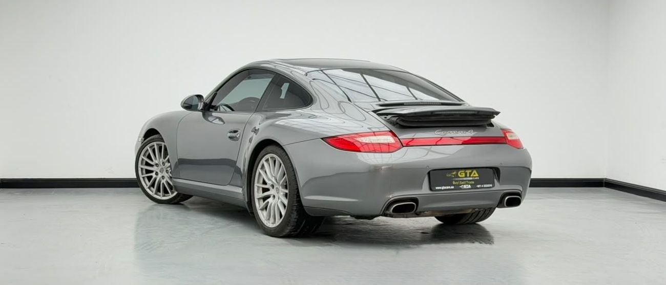 بورش 911 كاريرا 4
