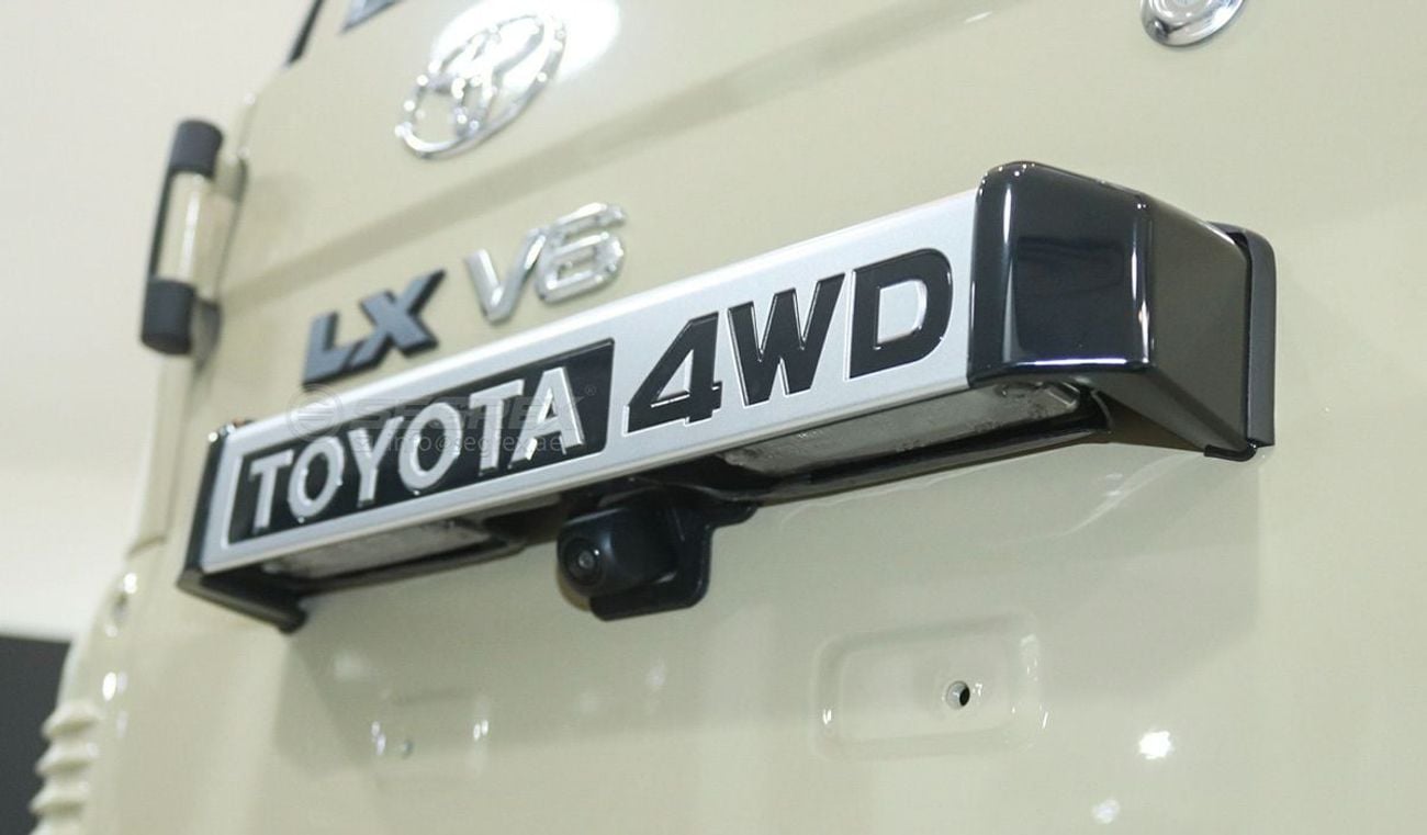 Toyota Land Cruiser 70 LC76 LX 4.0L Petrol 4WD 6-Speed Automatic . 2026 Model . For Export