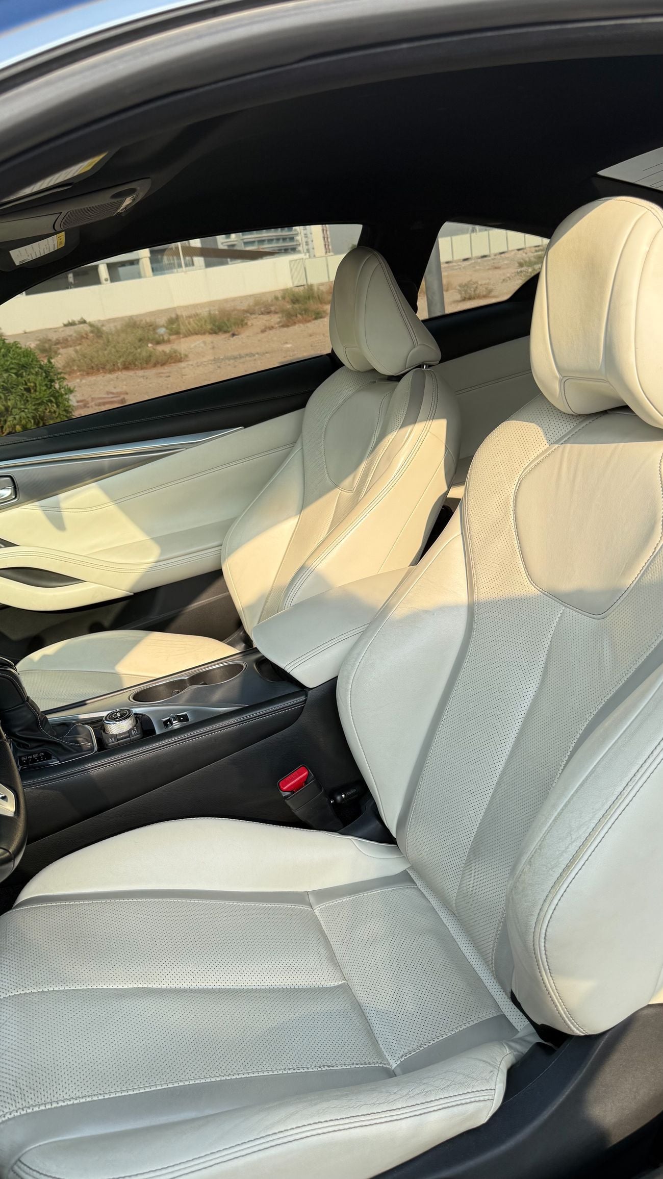 Infiniti Q60 PREMIUM LUXE
