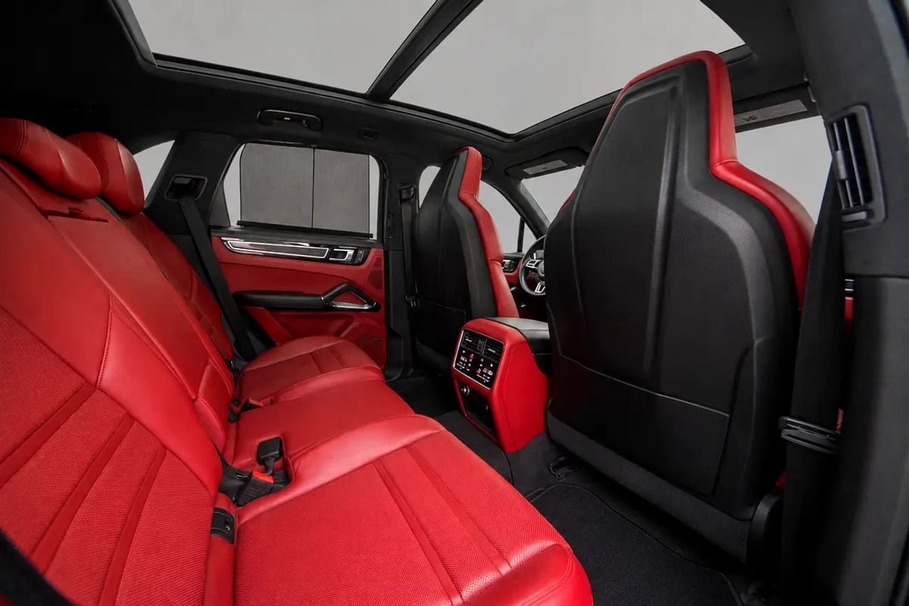 Porsche Cayenne TURBO | American Specs | Pristine Condition