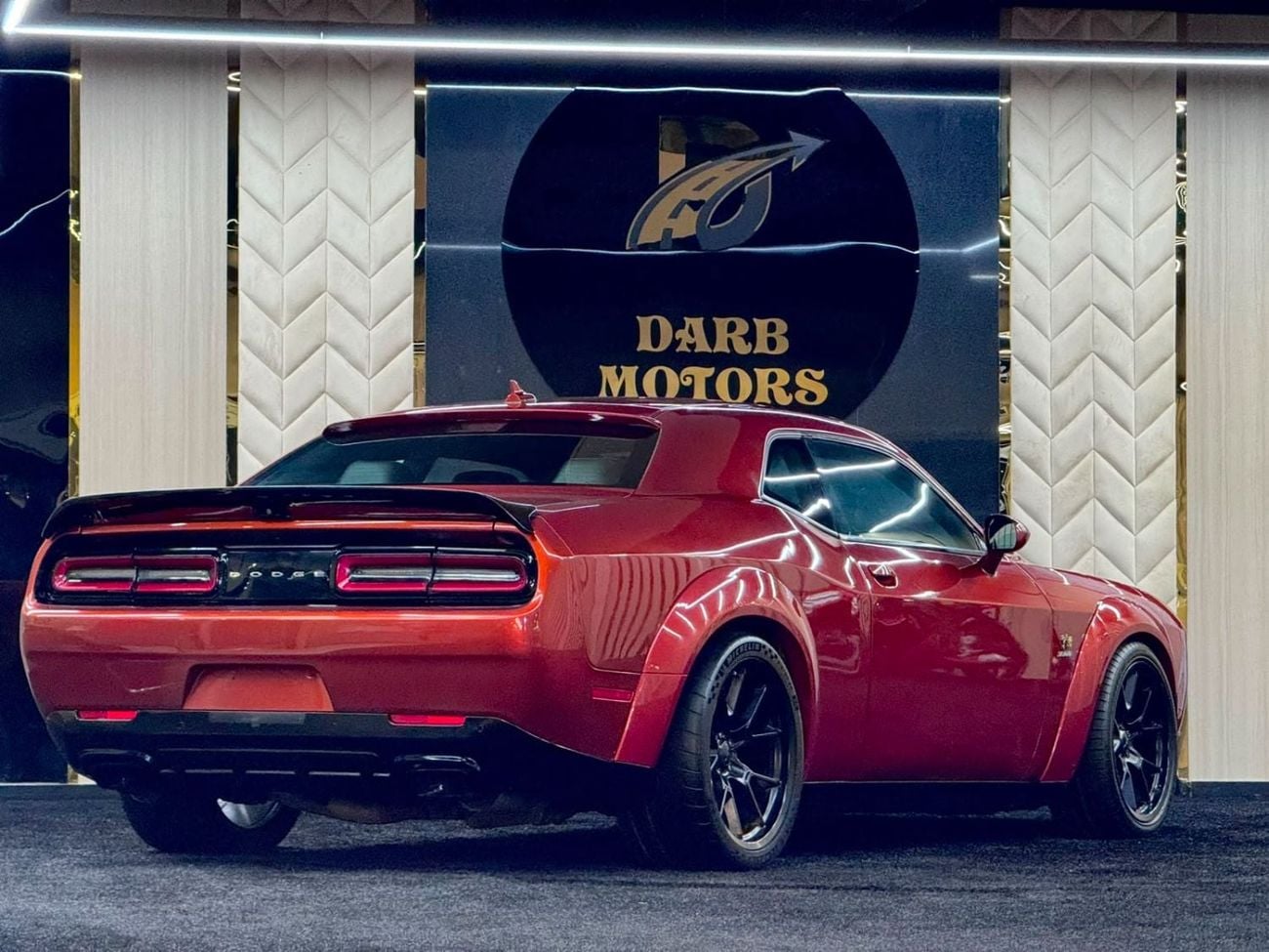 Dodge Challenger RT SCAT PACK WIDE BODY