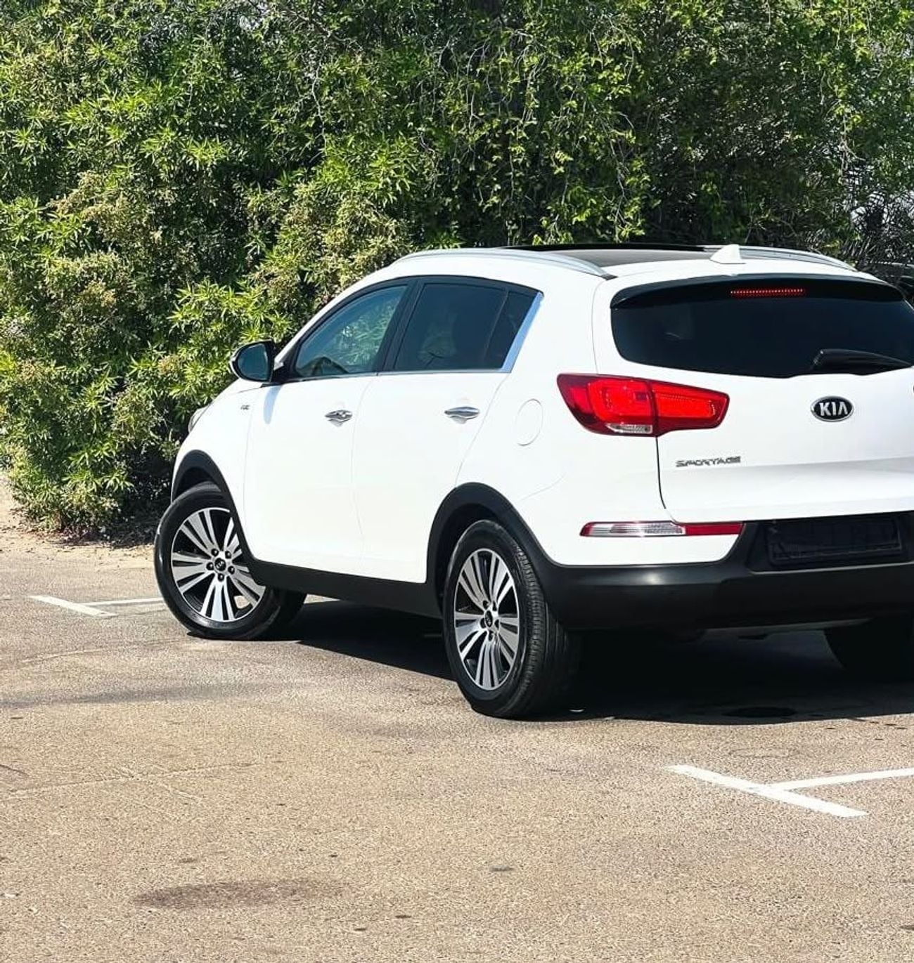 Kia Sportage LX GCC l Panoramic Sunroof, Leather, Cruise l Accident Free