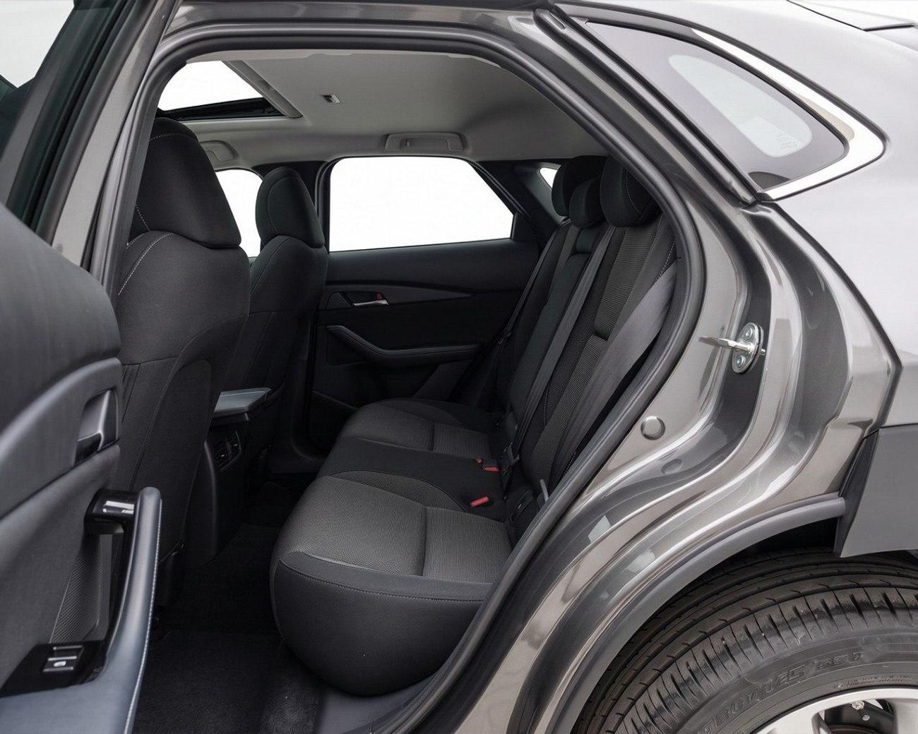 Mazda CX-30 URBANE l GCC Specs | 2 Keys | AED 1,527 / Monthly