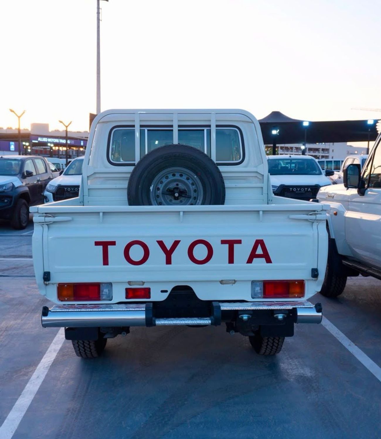 Toyota Land Cruiser Pick Up lc 79 2.8L LAND CRUISER PICKUP , MANUAL DIESEL - 2026