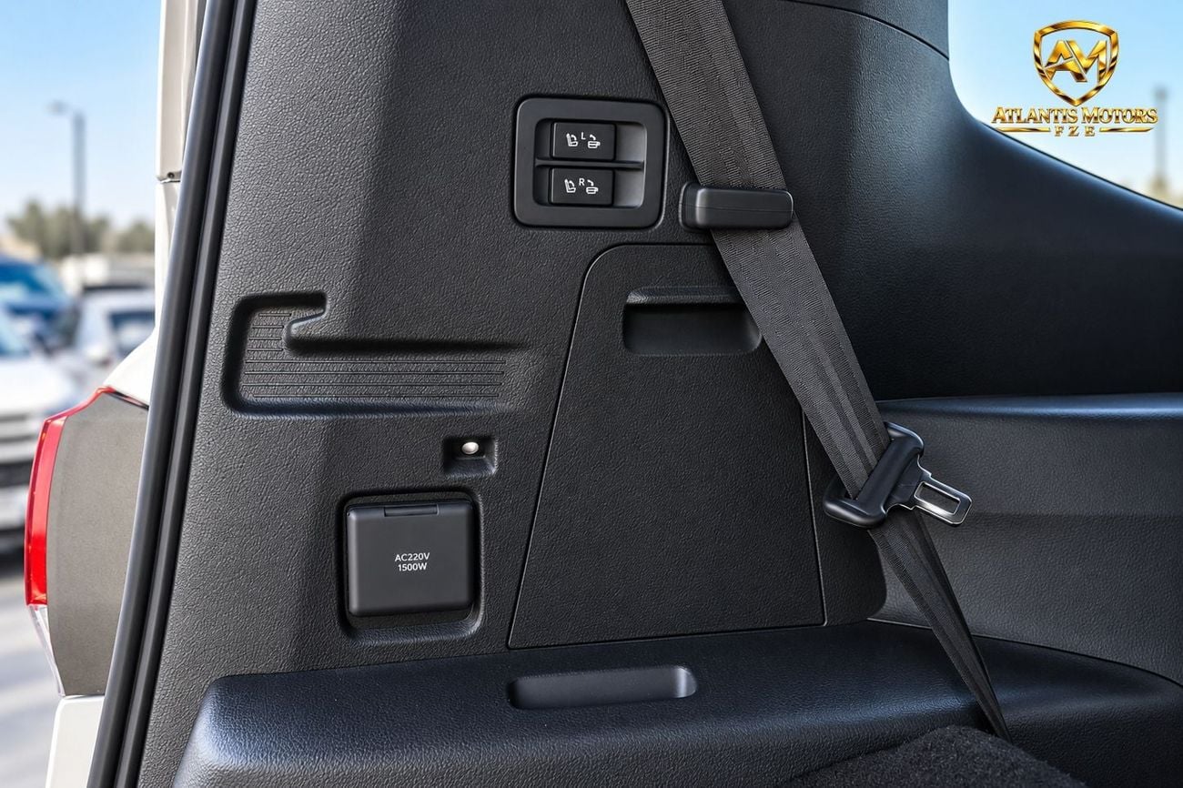 Toyota Land Cruiser VXR HYBRID
