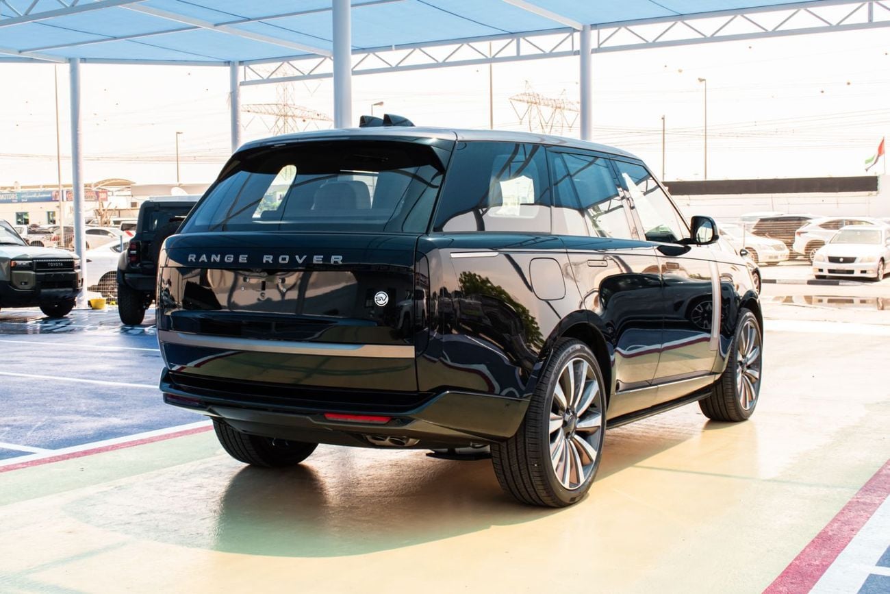 Land Rover Range Rover SV LWB P615 P615 4.4L Santorini Black 2026MY