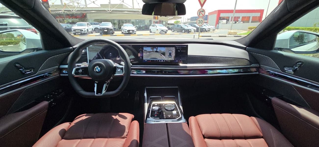 بي أم دبليو 735i