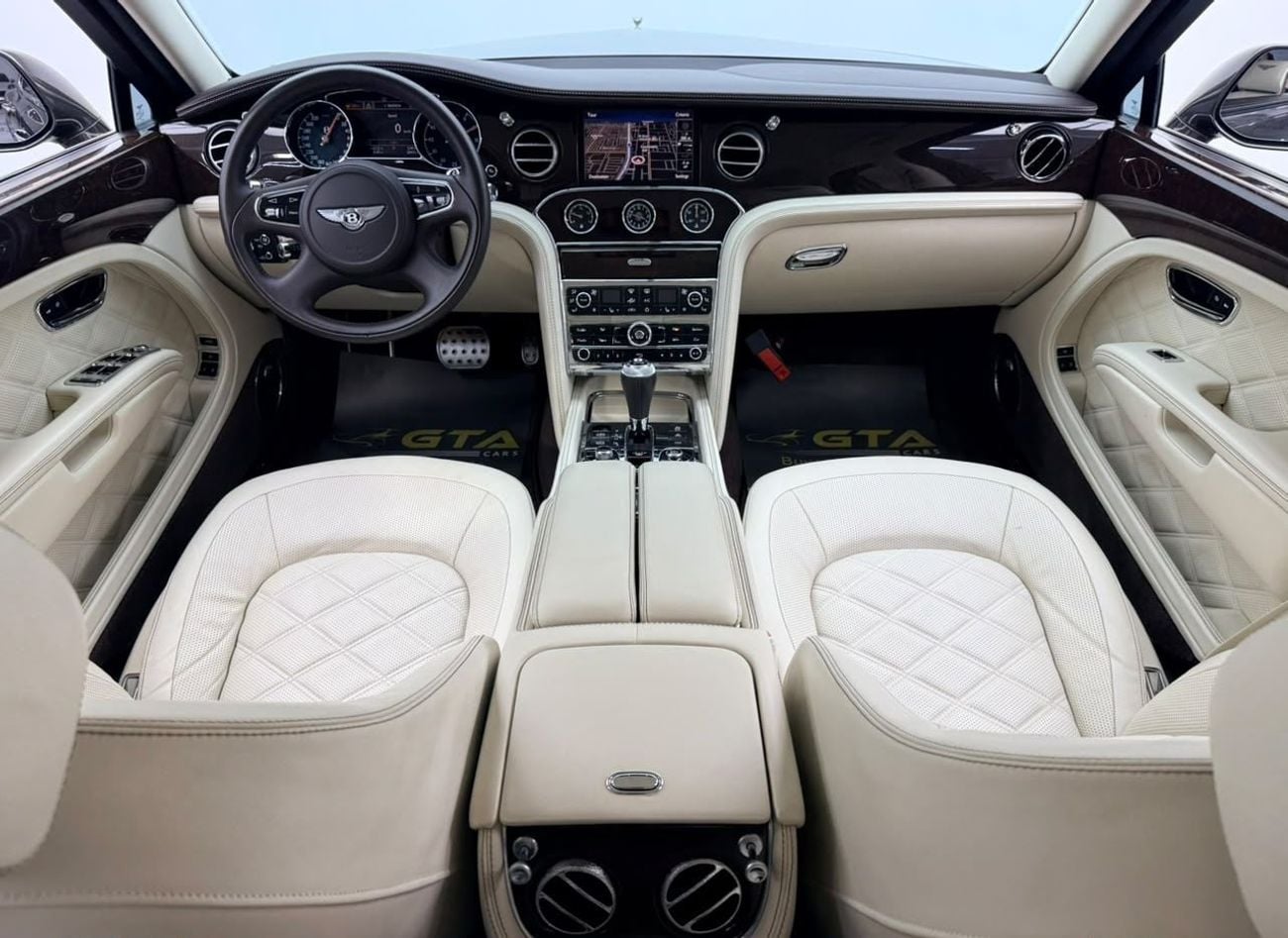 Bentley Mulsanne STANDARD 2016 Bentley Mulsanne Speed, Full Bentley Service History, GCC Specs