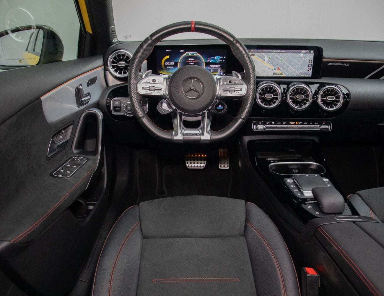 مرسيدس بنز A 35 AMG 4MATIC