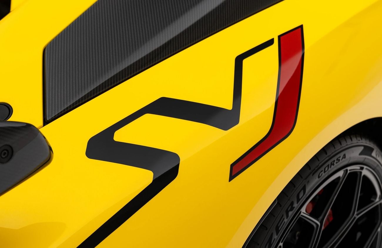 لامبورغيني أفينتادور 6.5L V12 Naturally Aspirated Engine