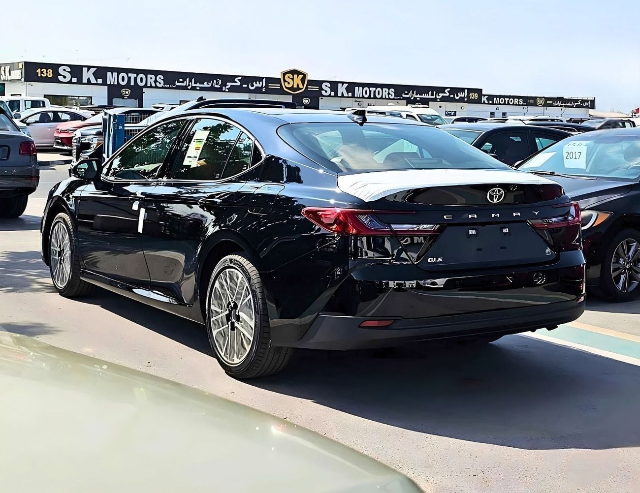 Toyota Camry GLE TOYOTA CAMRY GLE || 2.5L PETROL V4 | RADAR | LEATHER + ELECTRIC SEAT | DUAL AC | 1 CAM, PANORAIC ROO