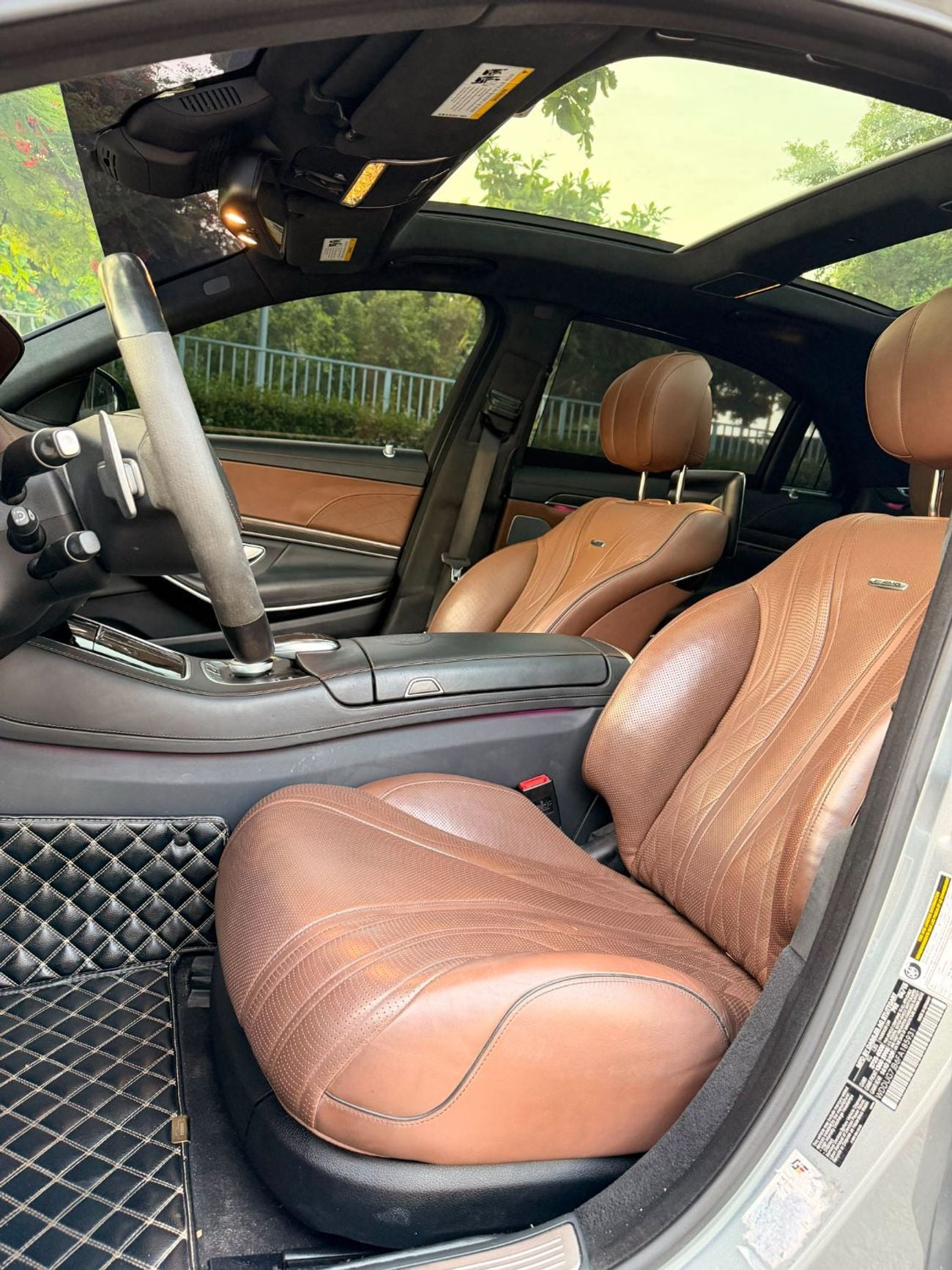 Mercedes Benz S63 AMG