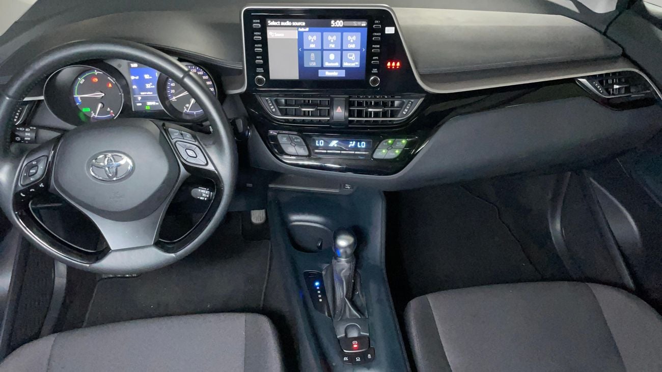 Toyota C-HR GX 2022 | AED 988/Month | 0 DP | 30 Day Return | Warranty | Service History