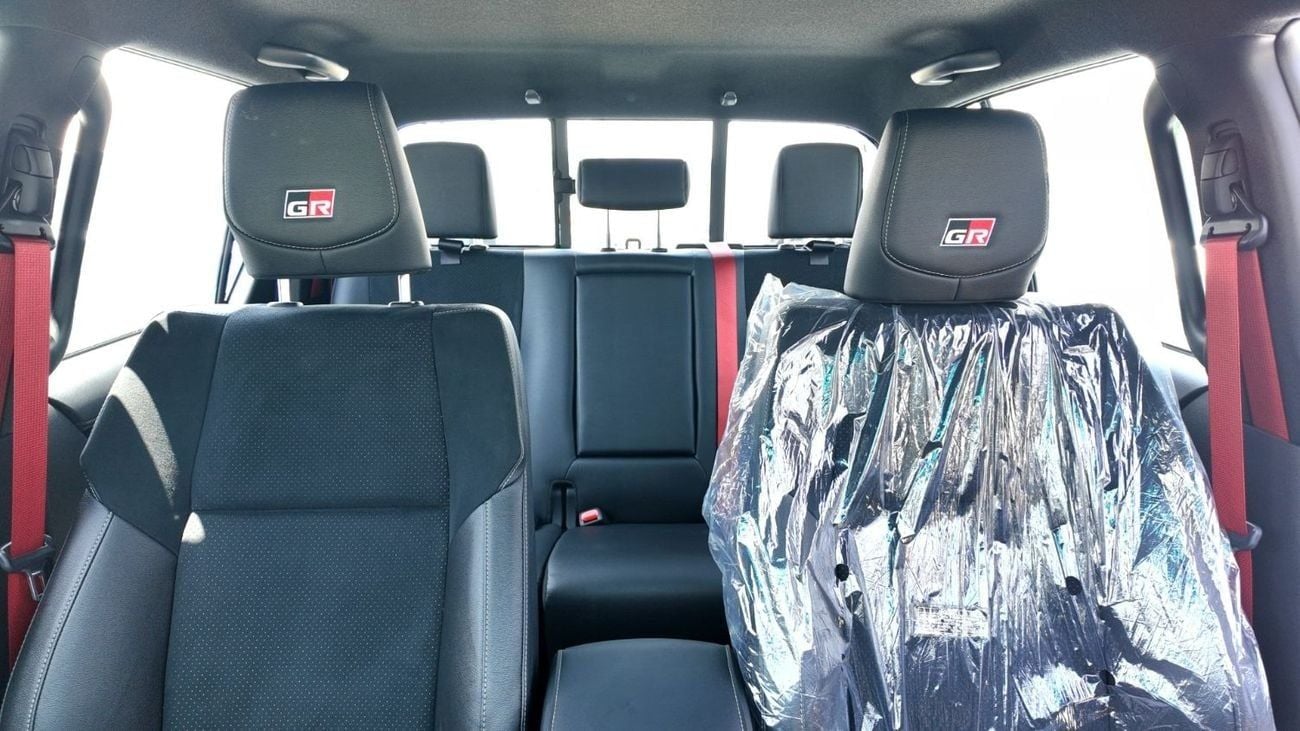 Toyota Hilux GR SPORT