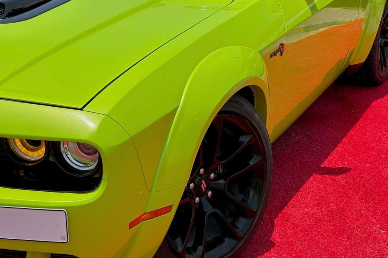 Dodge Challenger RT SCAT PACK WIDE BODY