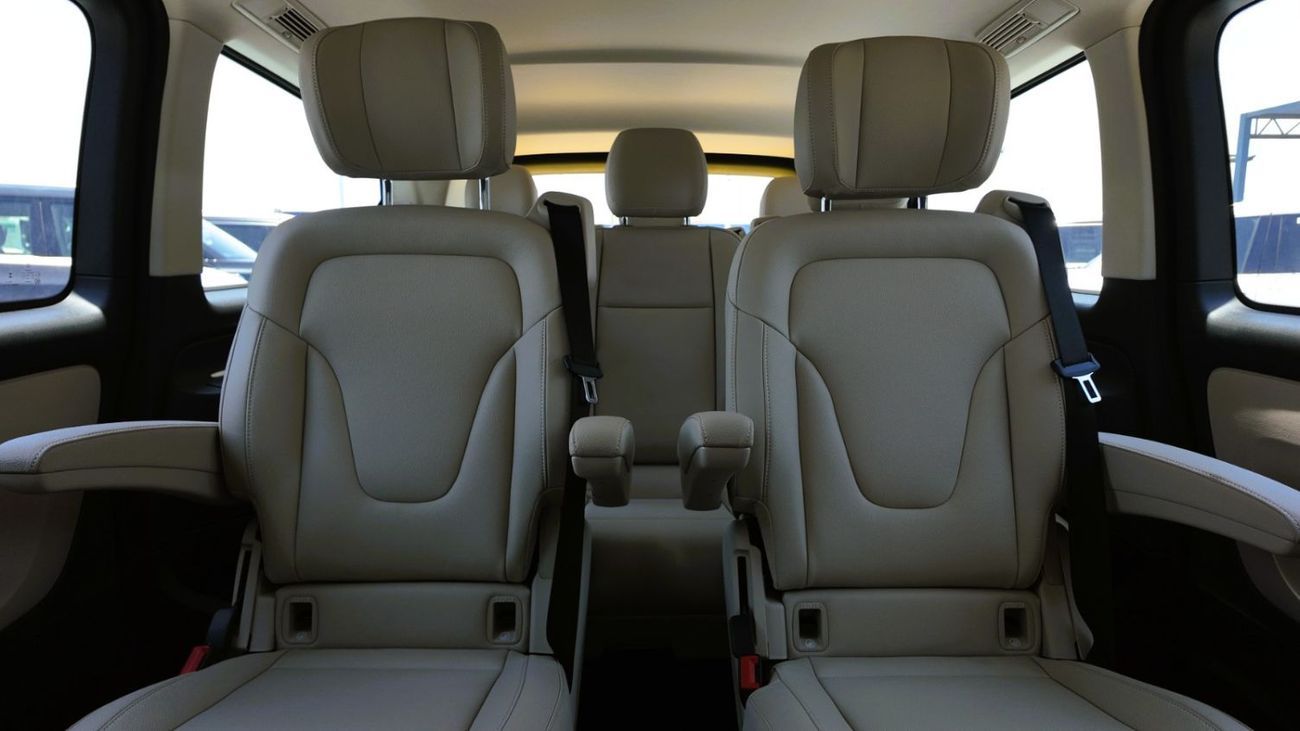 مرسيدس بنز فيتو BUSINESS EDITION 2.0L PETROL 2025 (10 SEATERS) 2025 Mercedes-Benz Vito | 2.0L Turbo | 231 HP | 10-Seaters