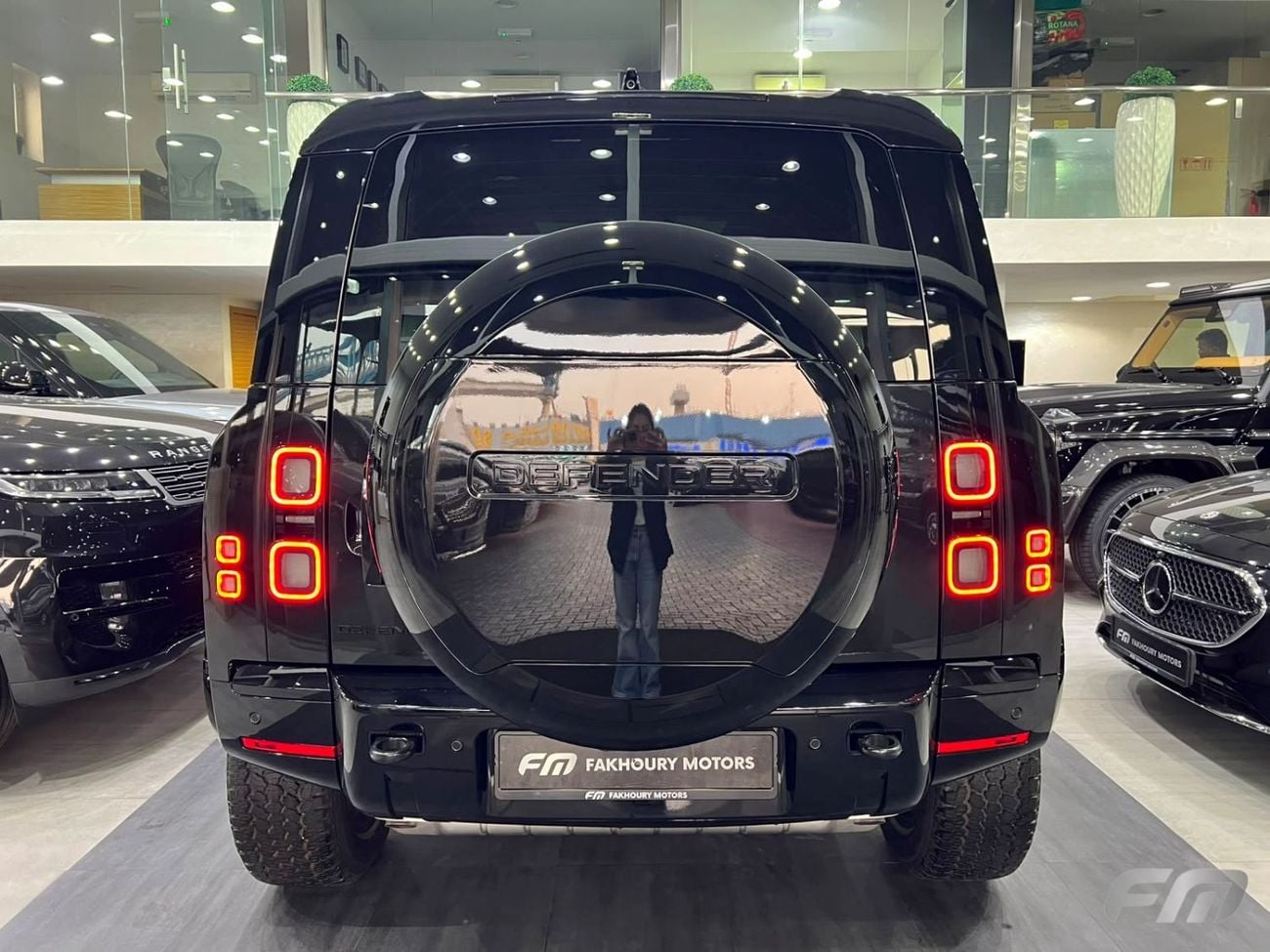 Land Rover Defender 110 X-DYNAMIC HSE P400