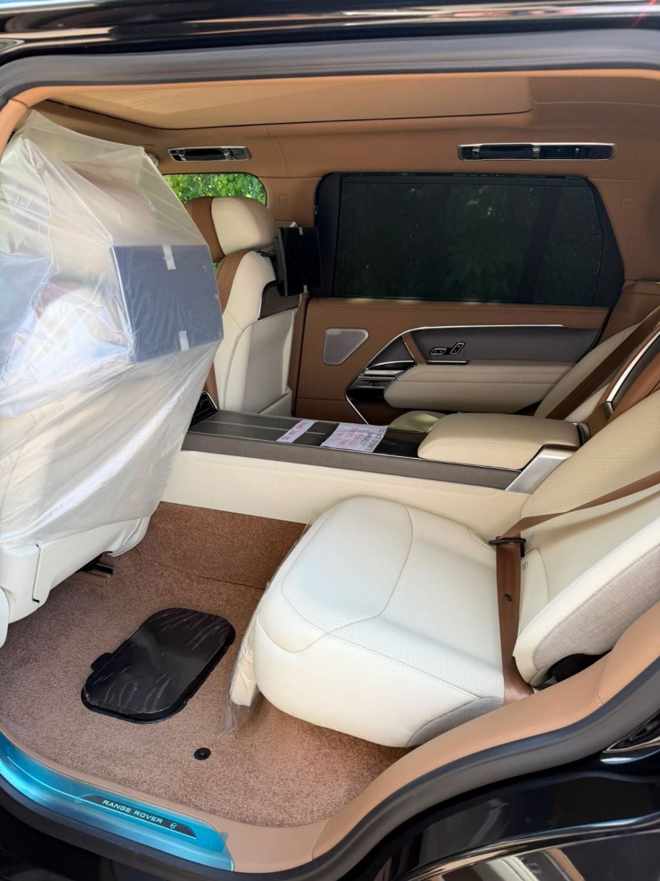 Land Rover Range Rover SV LWB P615