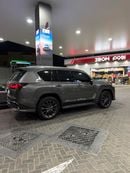 لكزس LX 600 سيجنتشر