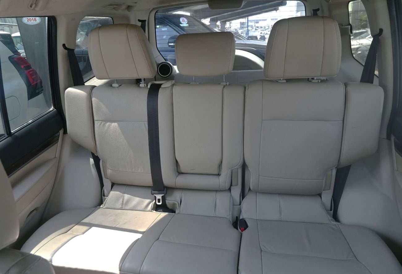 Mitsubishi Pajero GLS H/L PLATINUM