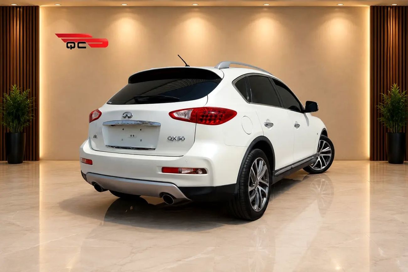 Infiniti QX50 Luxury | GCC Specs | Pristine Condition