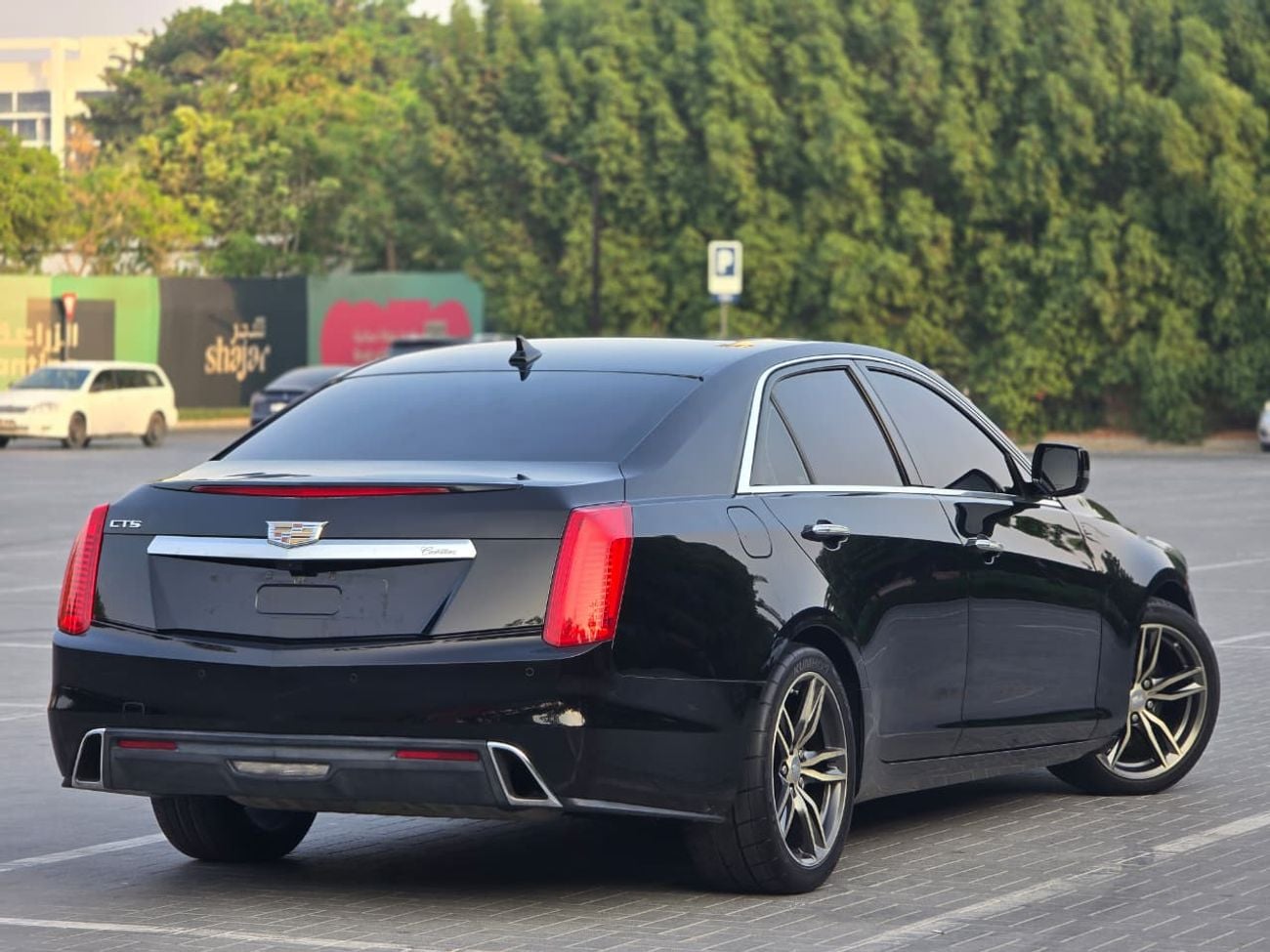 كاديلاك CTS PREMIUM LUXURY كاديلاك CT5 موديل 2019، مواصفات خليجية فاخرة // حالة ممتازة // مالك واحد