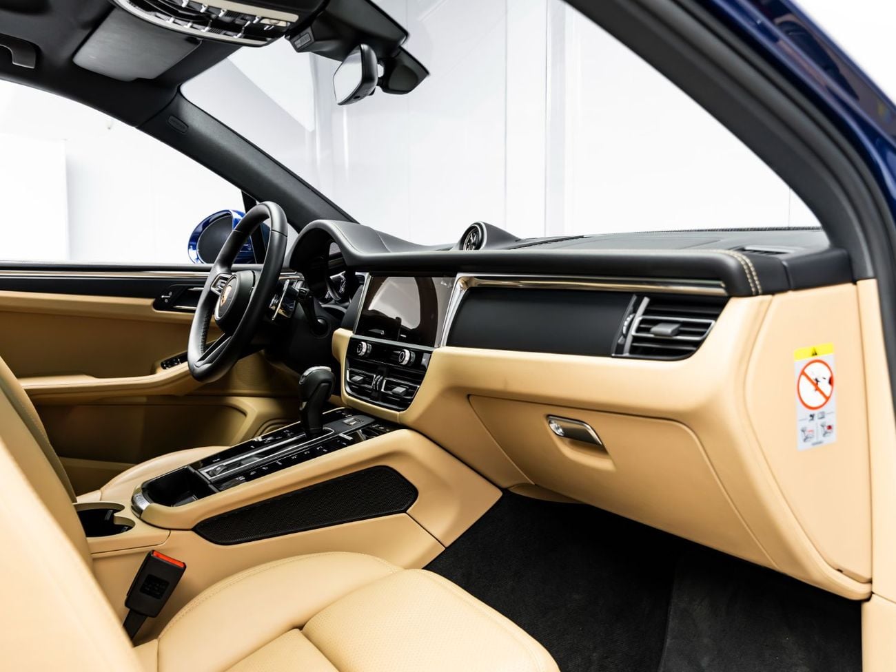 Porsche Macan STANDARD BUY NOW, PAY 2027 | THE BLACKLINE STANDARD | October 2027 Porsche Warranty, Low KMs, GCC