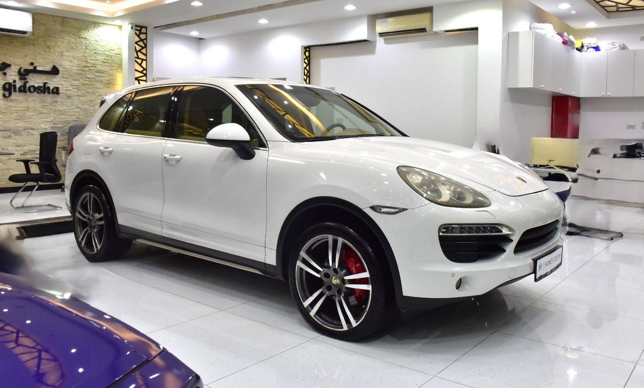 Porsche Cayenne STANDARD EXCELLENT DEAL for our Porsche Cayenne S ( 2014 Model ) in White Color GCC Specs