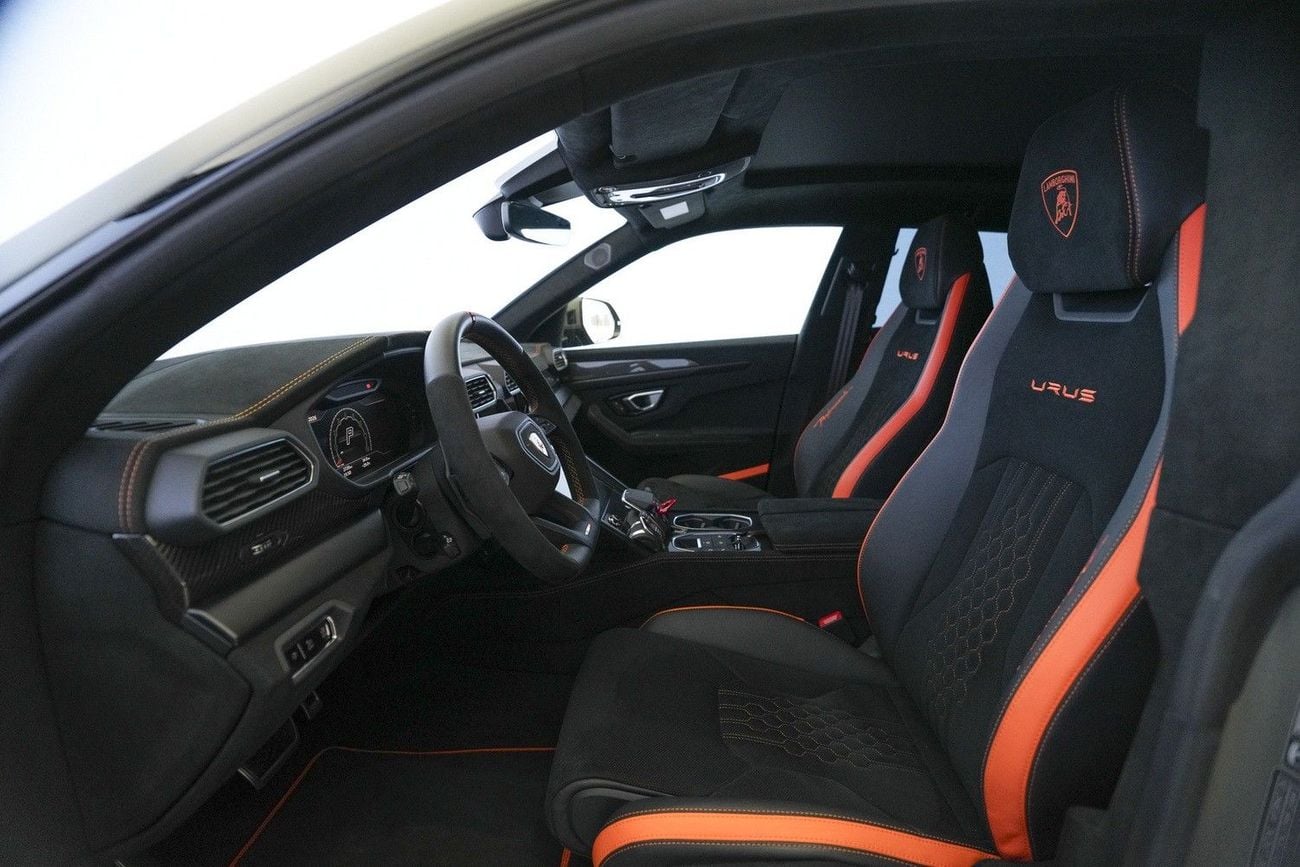 لامبورغيني اوروس PERFORMANTE